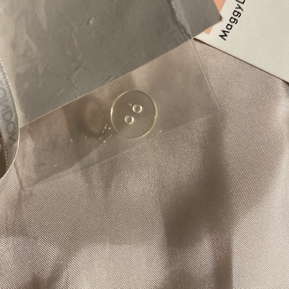 ❤️New Maggie London Dress.  Size 2. - Picture 11 of 11